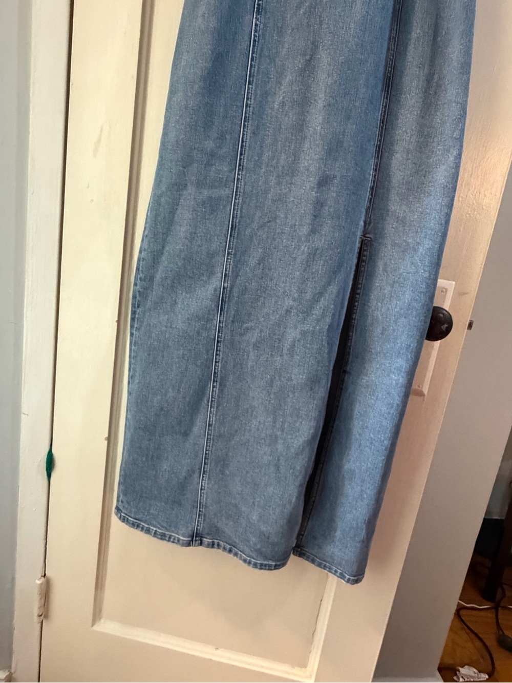 Alice + Olivia Nakisha Midi Dress Denim 8 - Picture 10 of 14